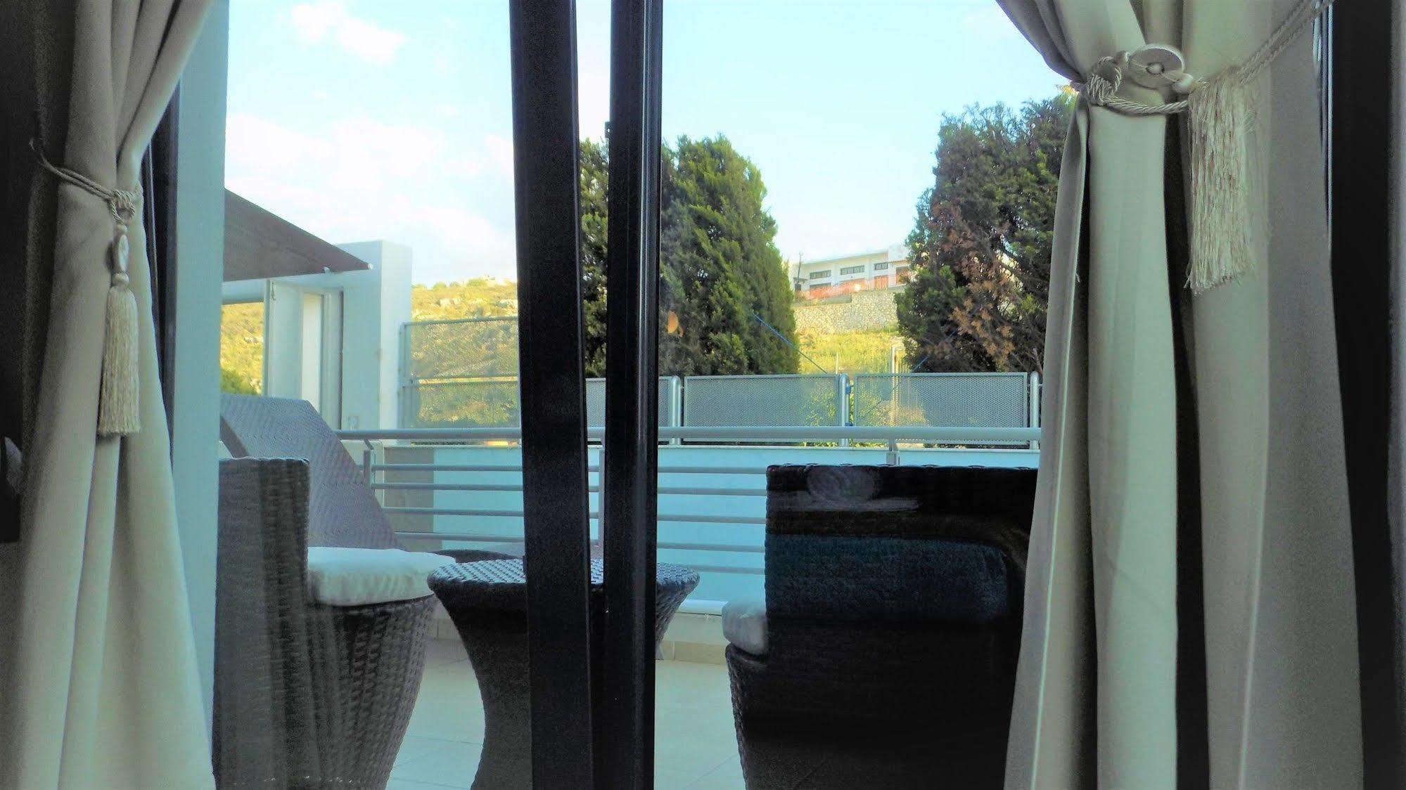 Hills Aparthotel 3*